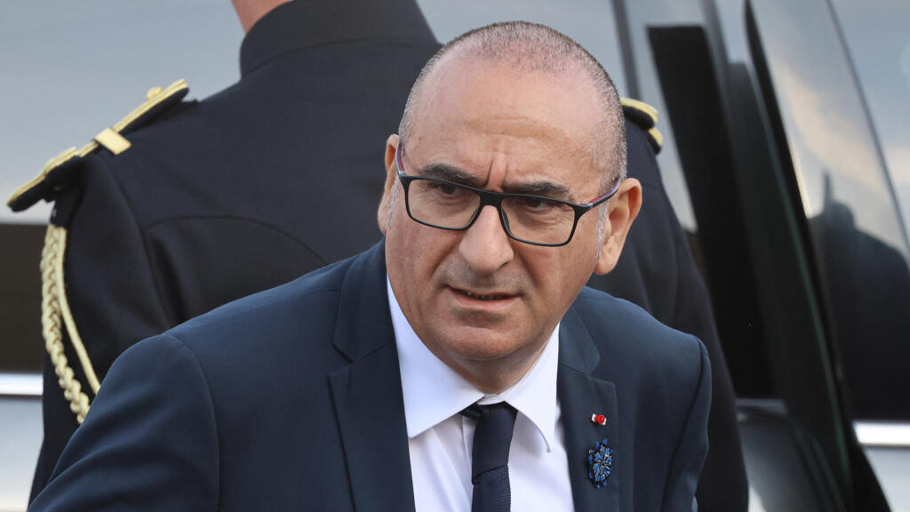 REPLAY: French Interior Minister holds presser on security arrangements ahead of protests French Interior Minister…