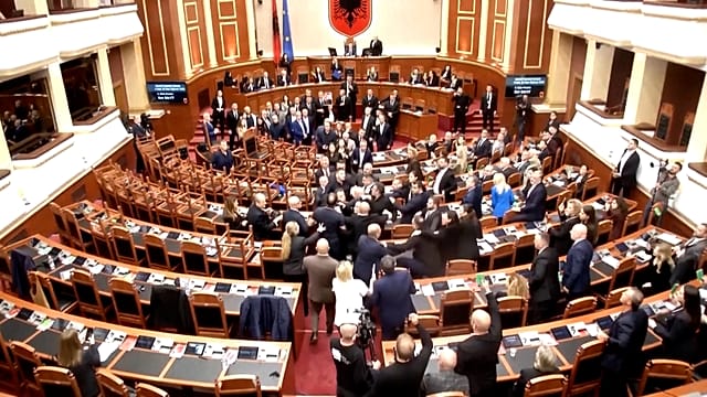 Albania: Parliament descends into chaos as MPs clash over protests Heated exchanges and chaotic scenes gripped…