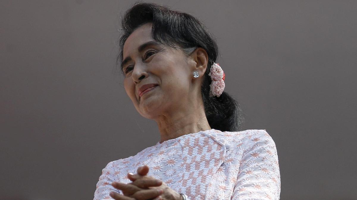 Detained Suu Kyi receives U.K. royal package: Myanmar government Home Ministry officials met her on October 19, 2026…