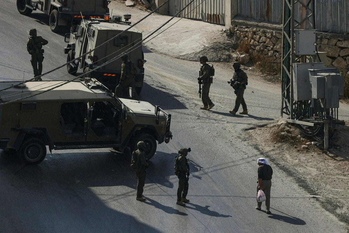 Hebron municipality: 250 families evacuated from homes during IDF raid The IDF says the operation will last several…