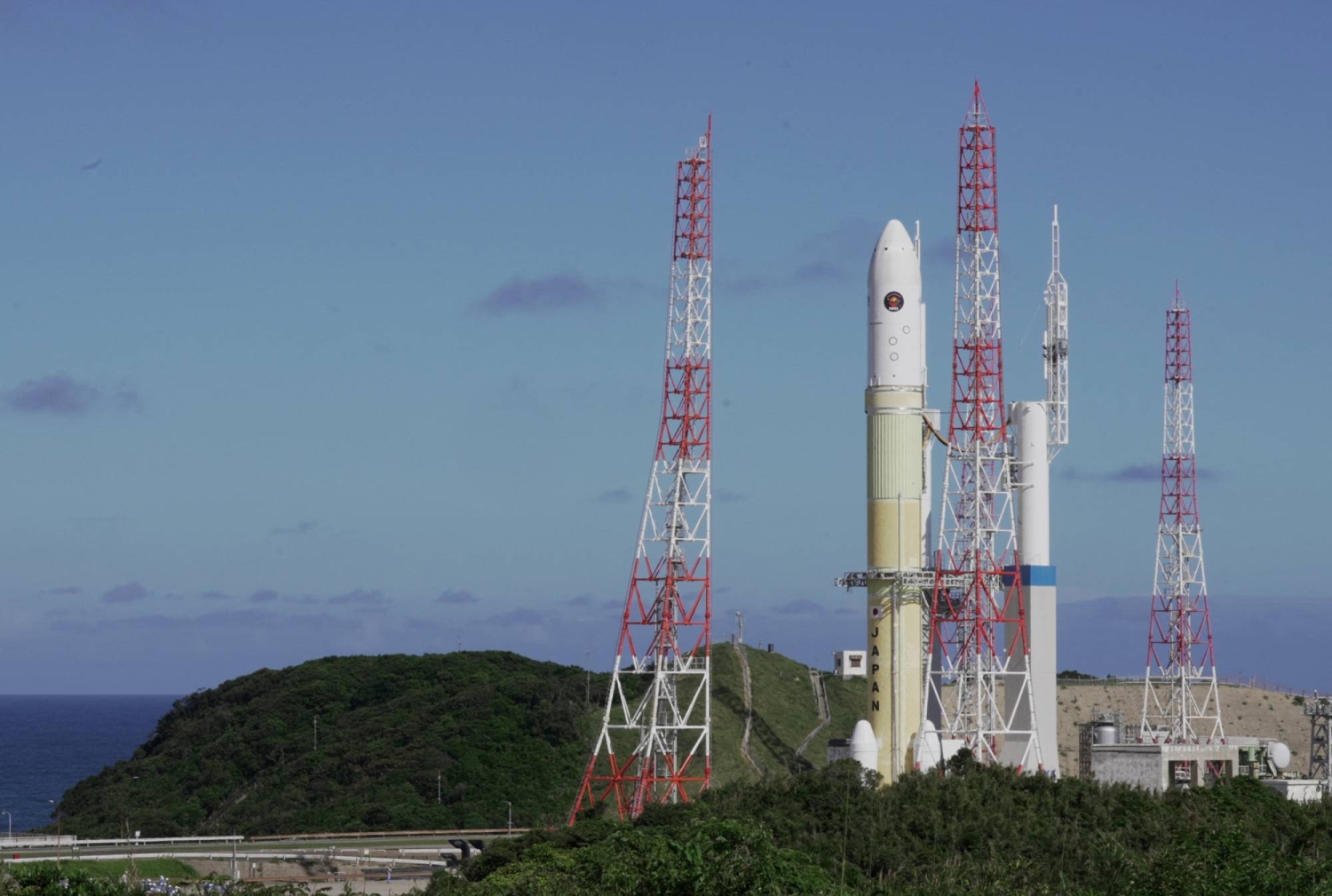 Japan launches probe in historic bid to collect sample from Mars moon The five-year mission — the first to attempt to…