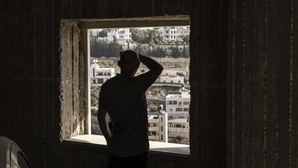 Israeli forces displace 1,200 Palestinians in Hebron after deadly attack on soldiers The Palestinian Authority has…