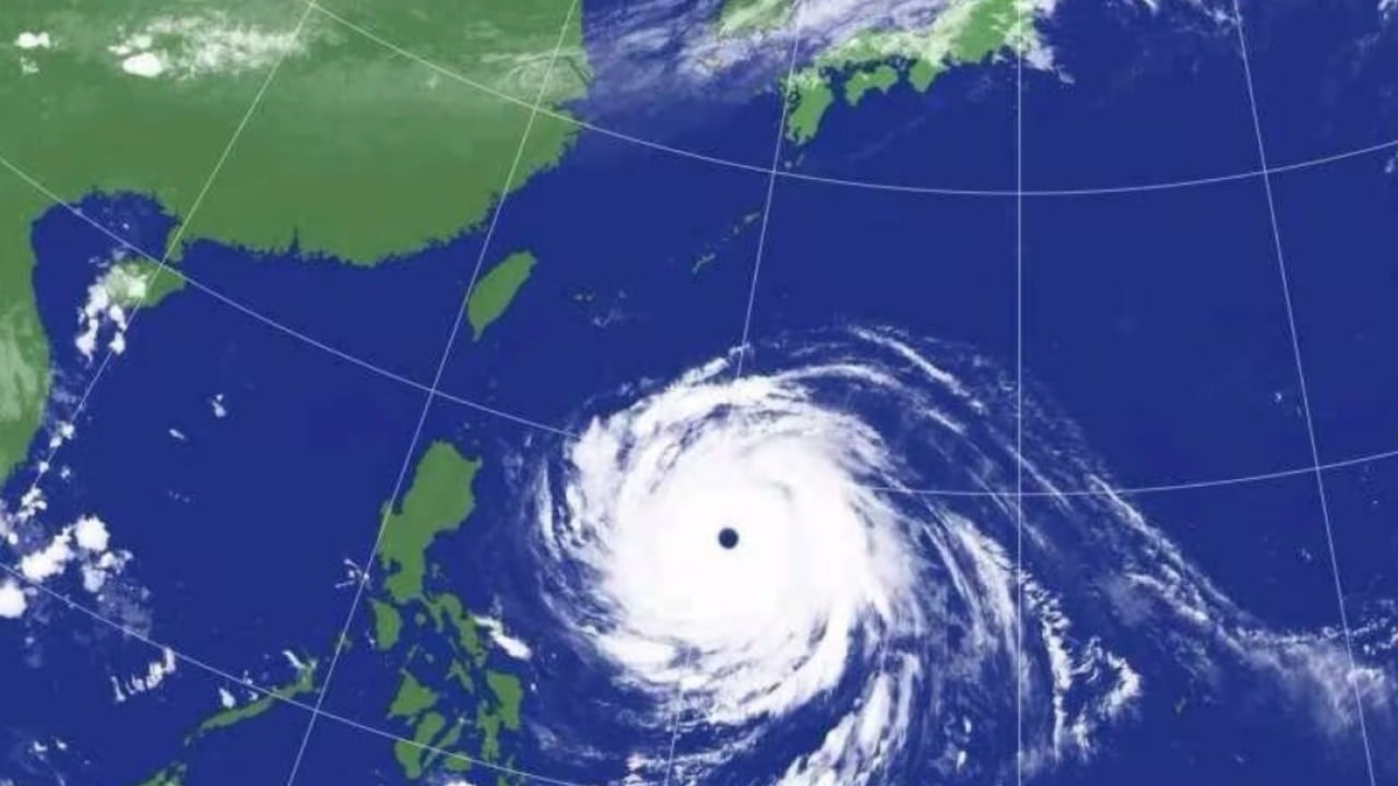Strongest storm of the year barrels towards Taiwan and mainland China As Super Typhoon Champi – now the strongest…