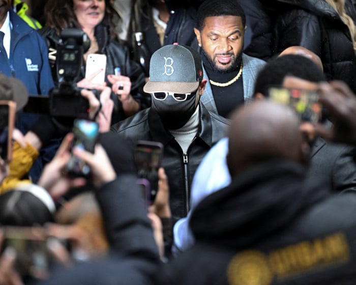 Chris Brown given suspended sentence over bottle attack at London club R&B singer sentenced to eight months…
