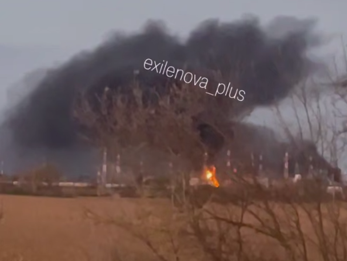 Fire reported at oil pumping station in Russia’s Tambov Oblast after drone attack Tambov Oblast governor Yevgeny…