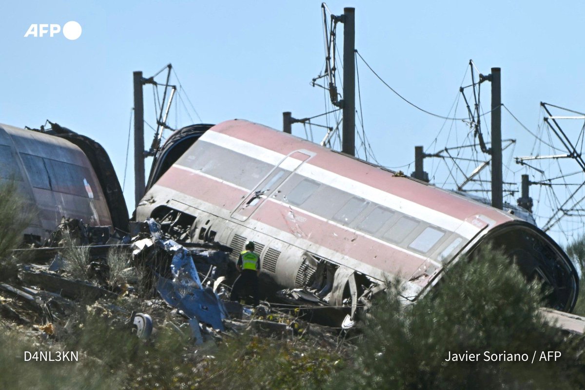 🇪🇸 A collision between two high-speed trains south of Madrid killed 30 people on Wednesday and the toll could rise,…