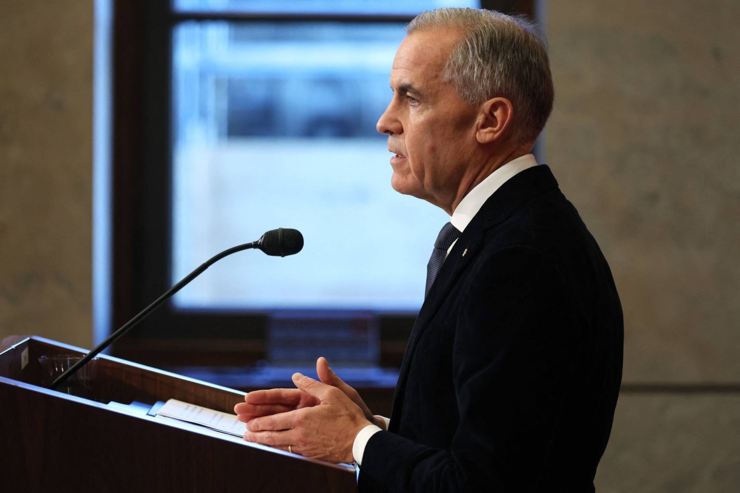 Canada warns its diplomats to avoid being seen with U.S. candidates Nearly 500 Canadian diplomatic staff work in the…