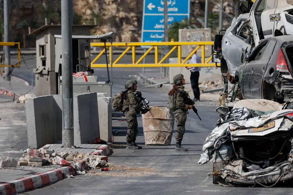 Israeli forces erect barricades and demolish homes in Hebron as Palestinians continue to be forcibly displaced from…