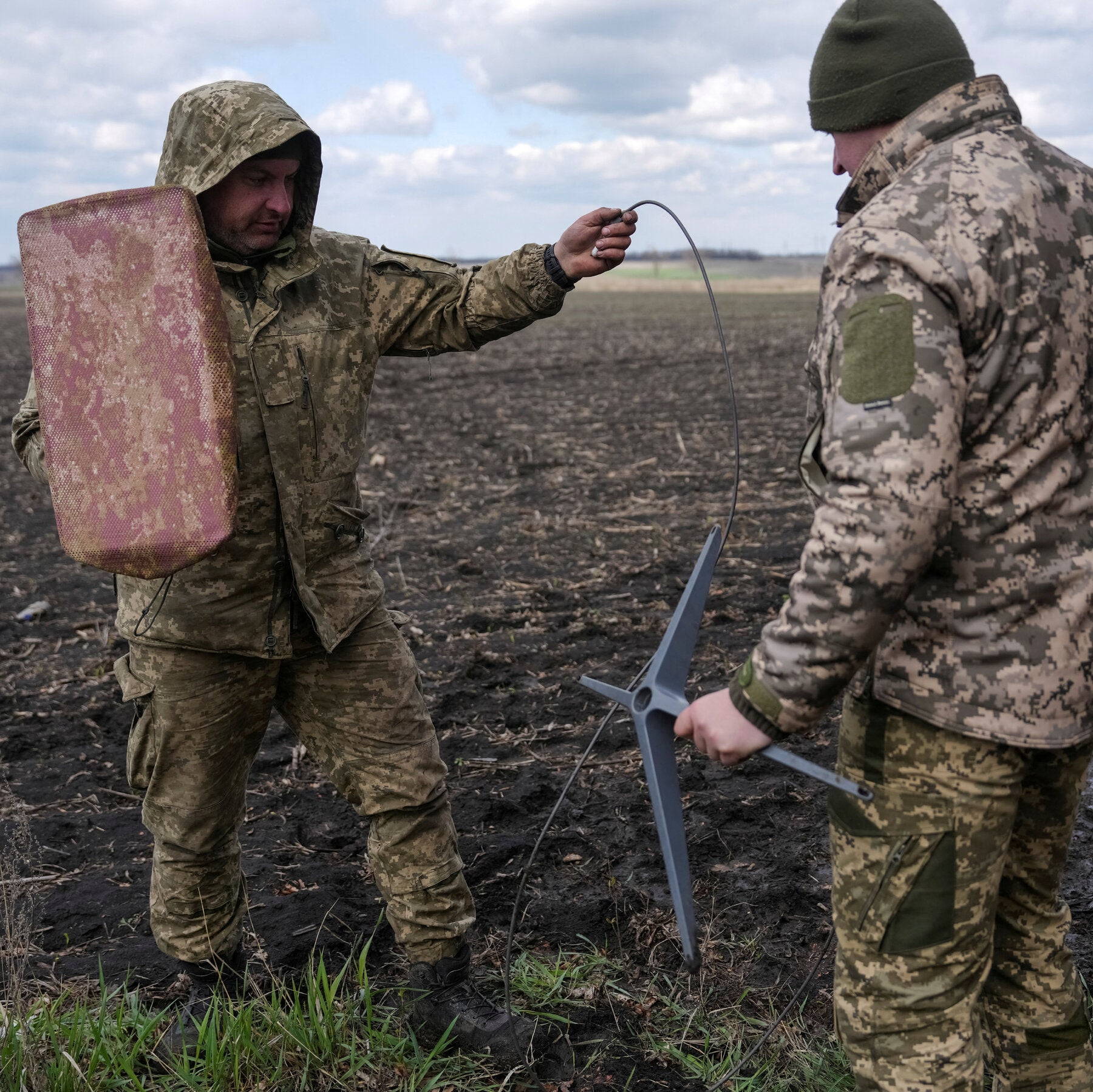 Fire at Starlink Center in Lithuania Was Sabotage, Officials Say The fire, which did not seriously damage the network,…