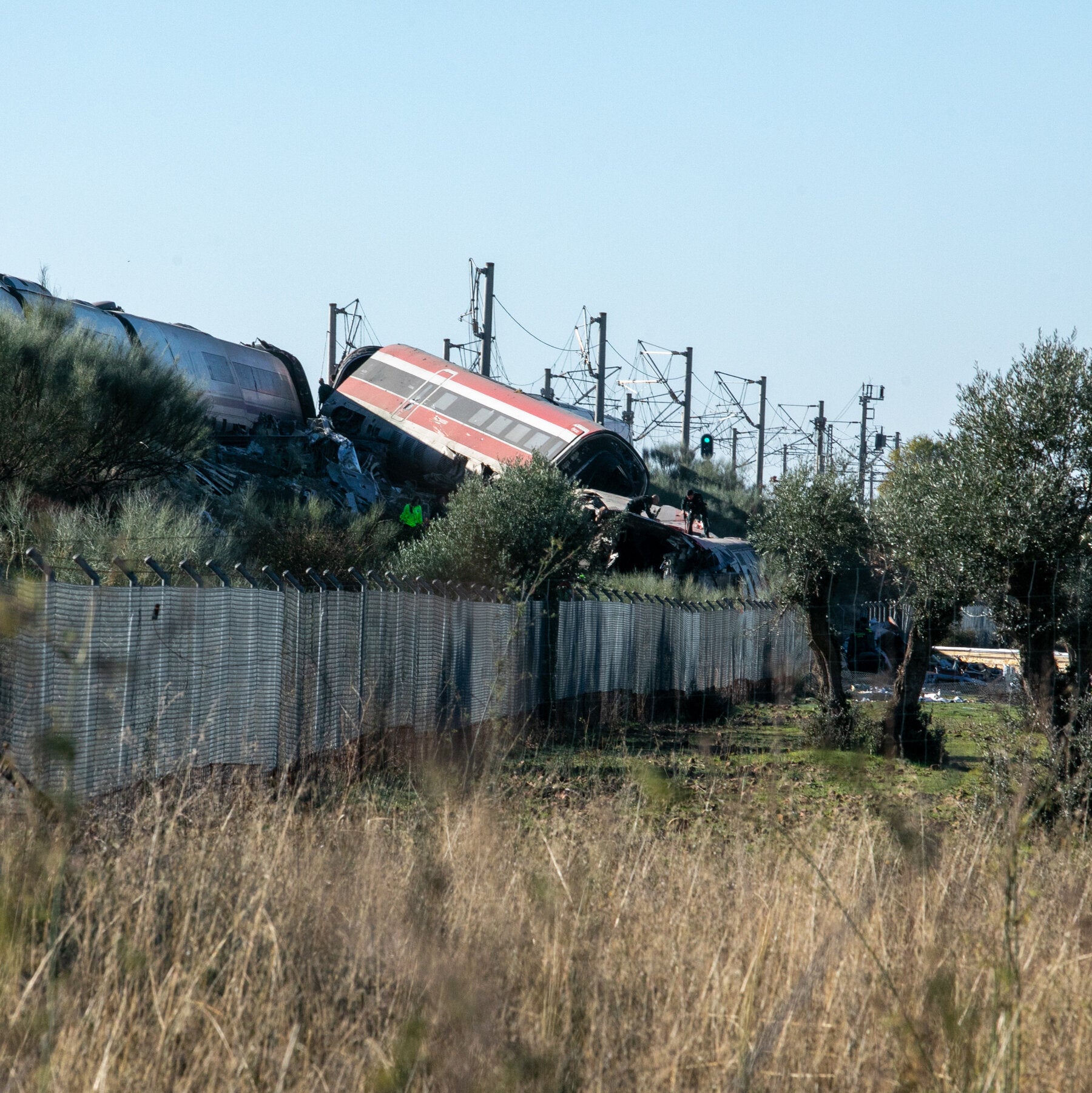 2 Trains Collide in Spain, Killing at Least 10, Officials Say One train was said to have rear-ended another, sending…