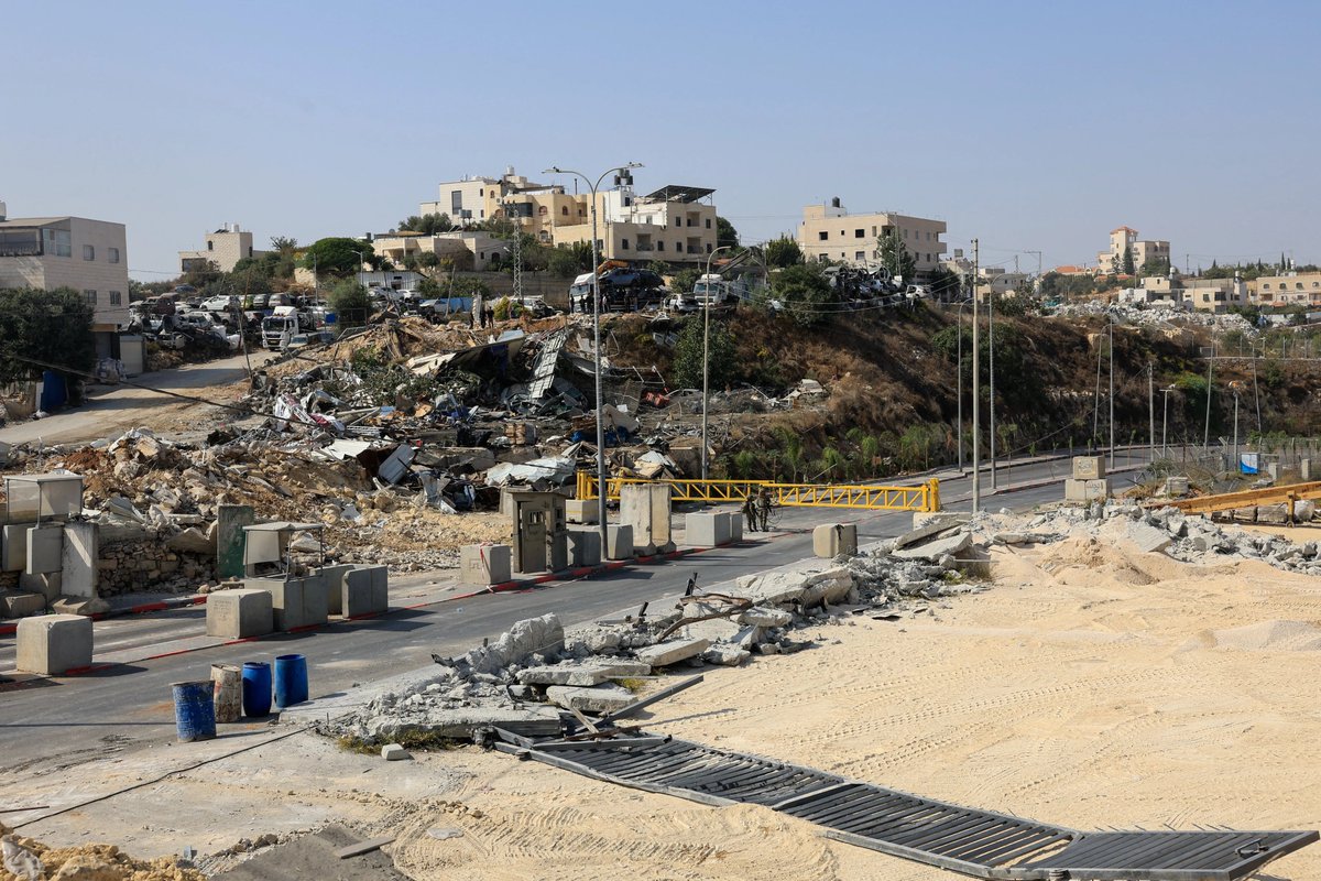 Israel's Hebron operation forces families from homes as West Bank locked down