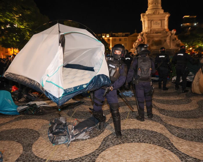 Police in Portugal ‘use dogs and batons’ to dismantle housing protest camps More than 30 people arrested as officers…
