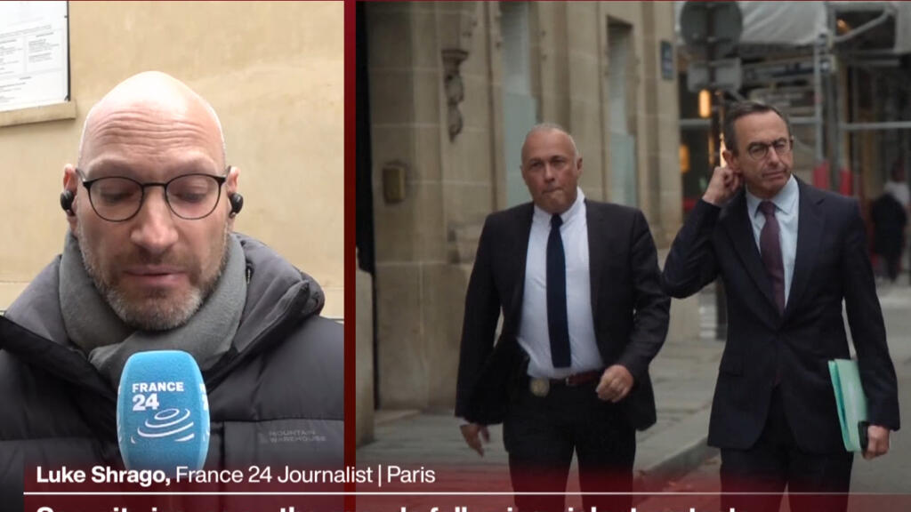 French PM Sebastien Lecornu meets with leaders of political parties amid unrest French PM Sebastien Lecornu holds a…