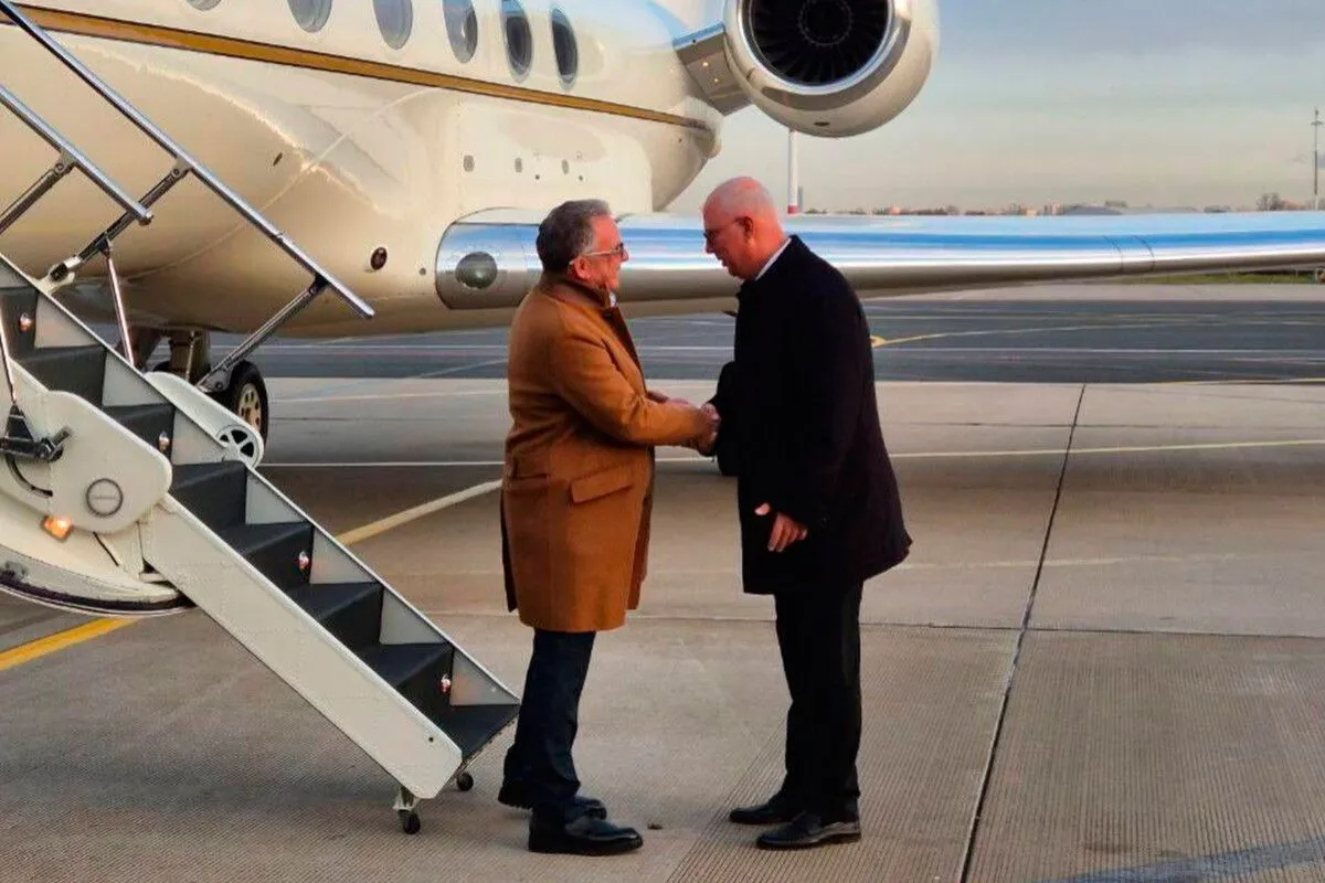 Putin frees US citizen Hubbard; Kremlin ready to resume three-way talks in November