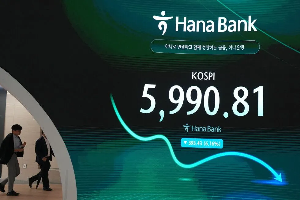 South Korea's Kospi fell more than 7% as a chip sell-off deepened, with Samsung down as much as 8.8% and SK Hynix 9.2%.