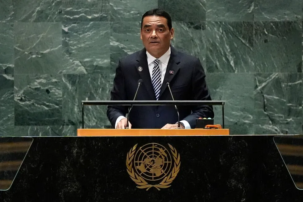 China sanctioned Paraguay’s communications minister and Belize’s foreign minister on Monday over ties with Taiwan, the…