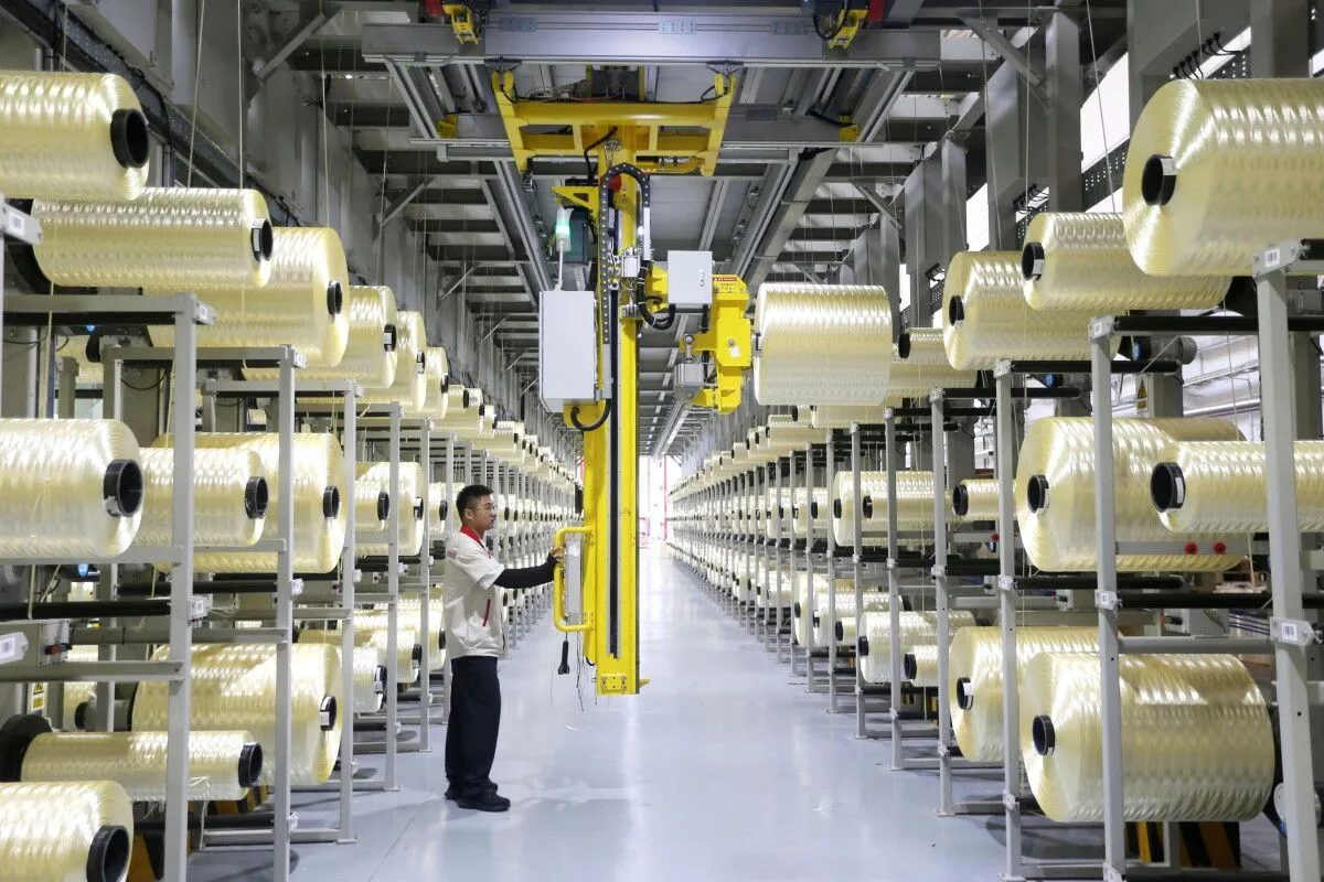China's economy grew at a better-than-expected 4.5% for the July-September quarter from a year ago, moving closer to…
