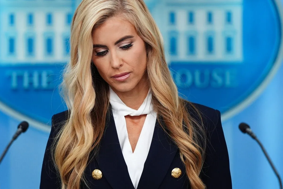 BREAKING: White House press secretary Katie Zacharia is leaving the job after a rocky first briefing and claims of…