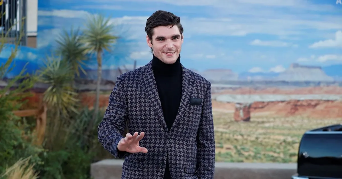 'Breaking Bad' actor and disability rights activist RJ Mitte dead at 34 Actor RJ Mitte, whose personal experience…