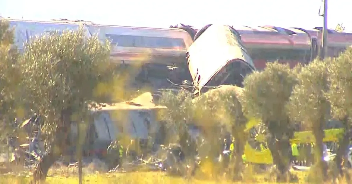 Spain train crash live: At least 30 dead after two high-speed trains collide near Toledo Rail operator Adif said two…
