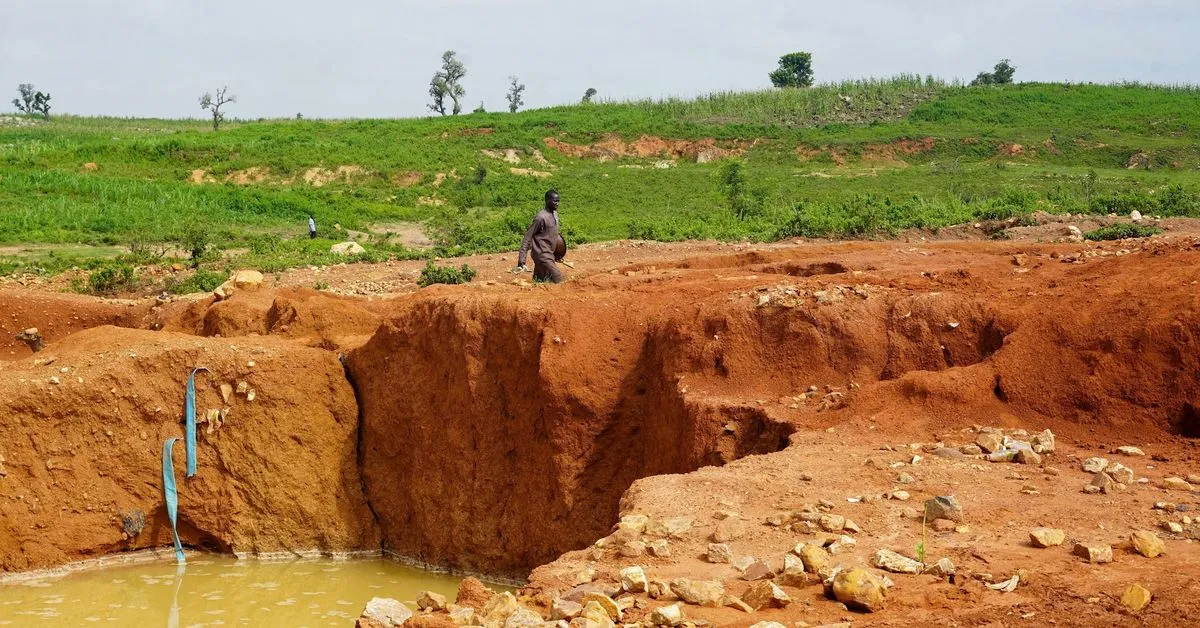 Nigeria panel says 37 detained miners died from overcrowding and neglect A group of 37 suspected illegal miners died…
