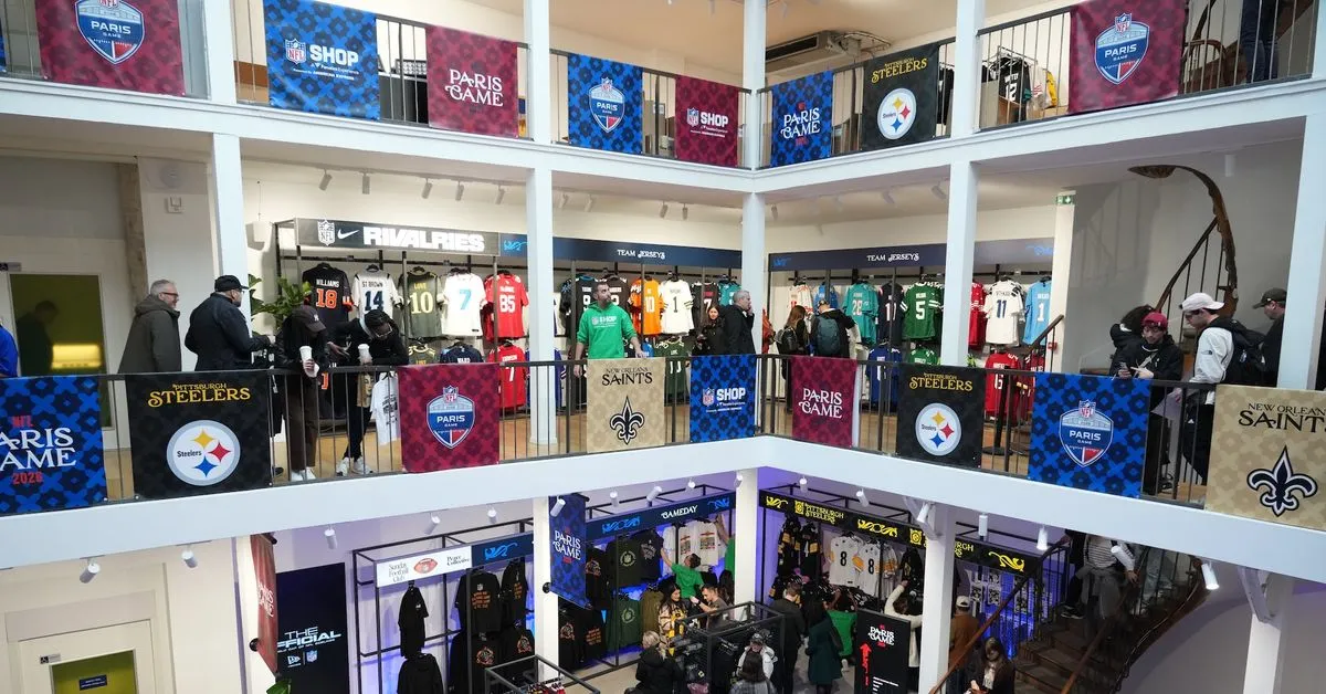 NFL closes Paris pop-up shop ahead of planned protests The NFL will close its Paris pop-up shop on Saturday because of…