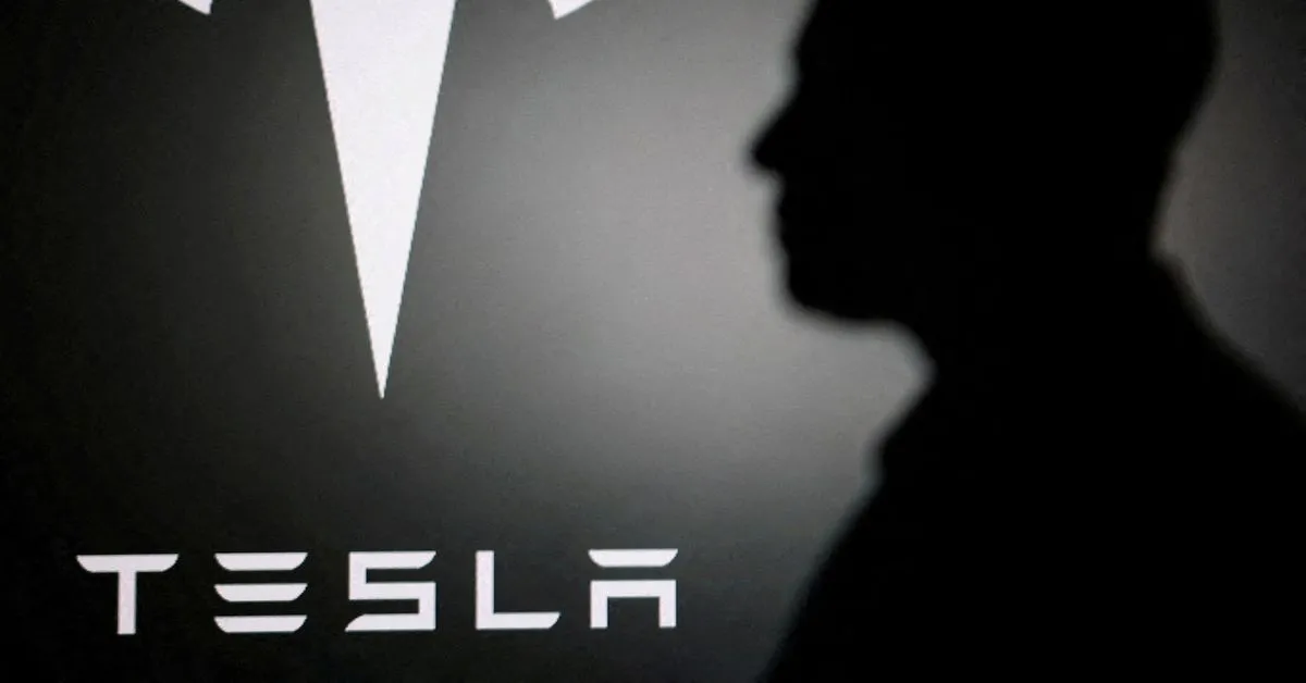 Explainer: Why would Musk merge SpaceX and Tesla? Elon Musk believes a merger between Tesla and SpaceX is a good idea,…