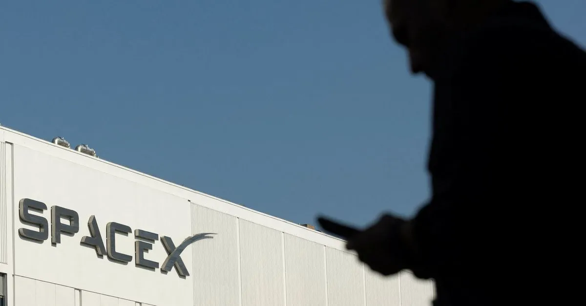 SpaceX quarterly revenue jumps, beats estimates as AI business surges Elon Musk's SpaceX posted a third-quarter profit…