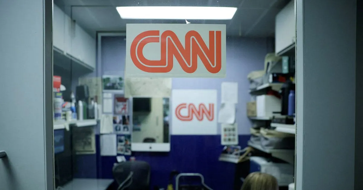 Judge extends White House access for CNN, MS NOW, Politico amid legal fight A federal judge extended access ​to the…