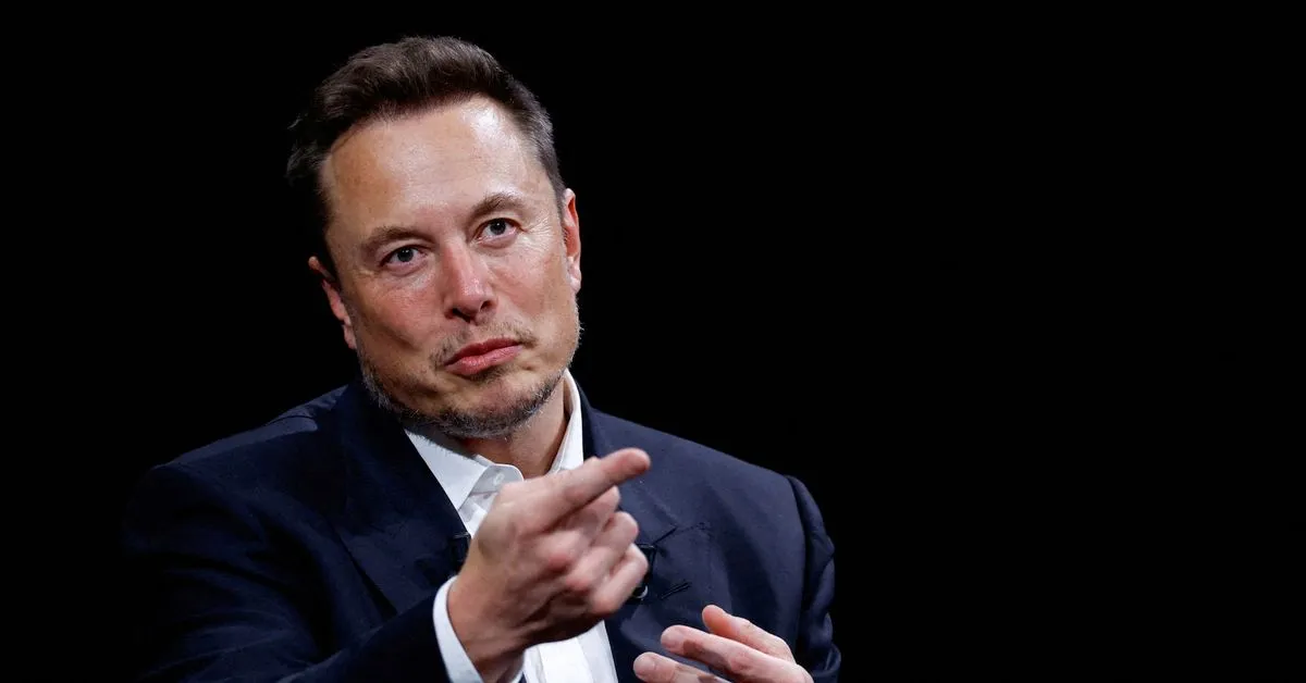 A possible SpaceX-Tesla merger? Here's what people are saying Elon Musk said on Tuesday that a merger of his two…