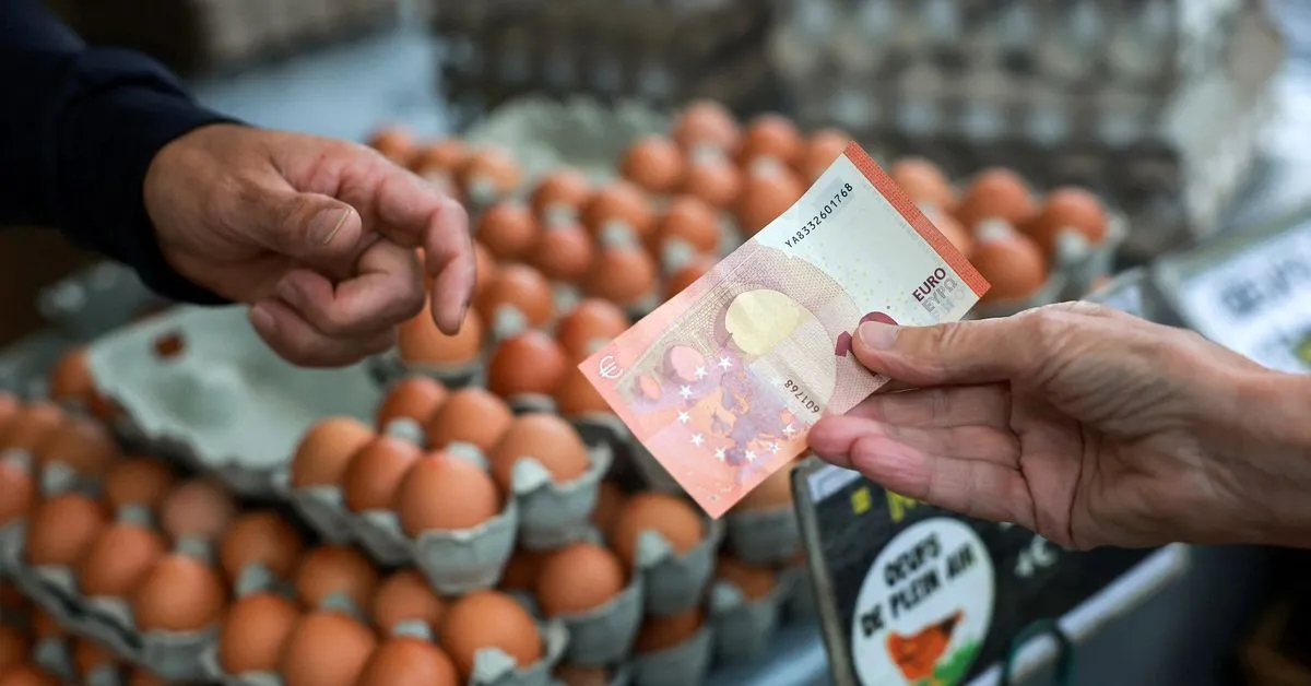 Euro skids toward fifth weekly fall but selling pressure slows The euro was headed for a fifth straight weekly drop on…