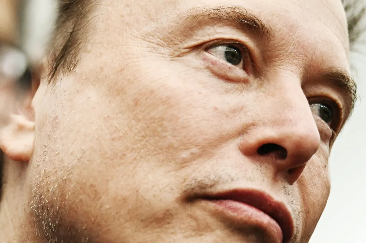 Elon Musk wants to combine Tesla and SpaceX in a $3.7 trillion deal. He’s rushing to get it done before Trump leaves…