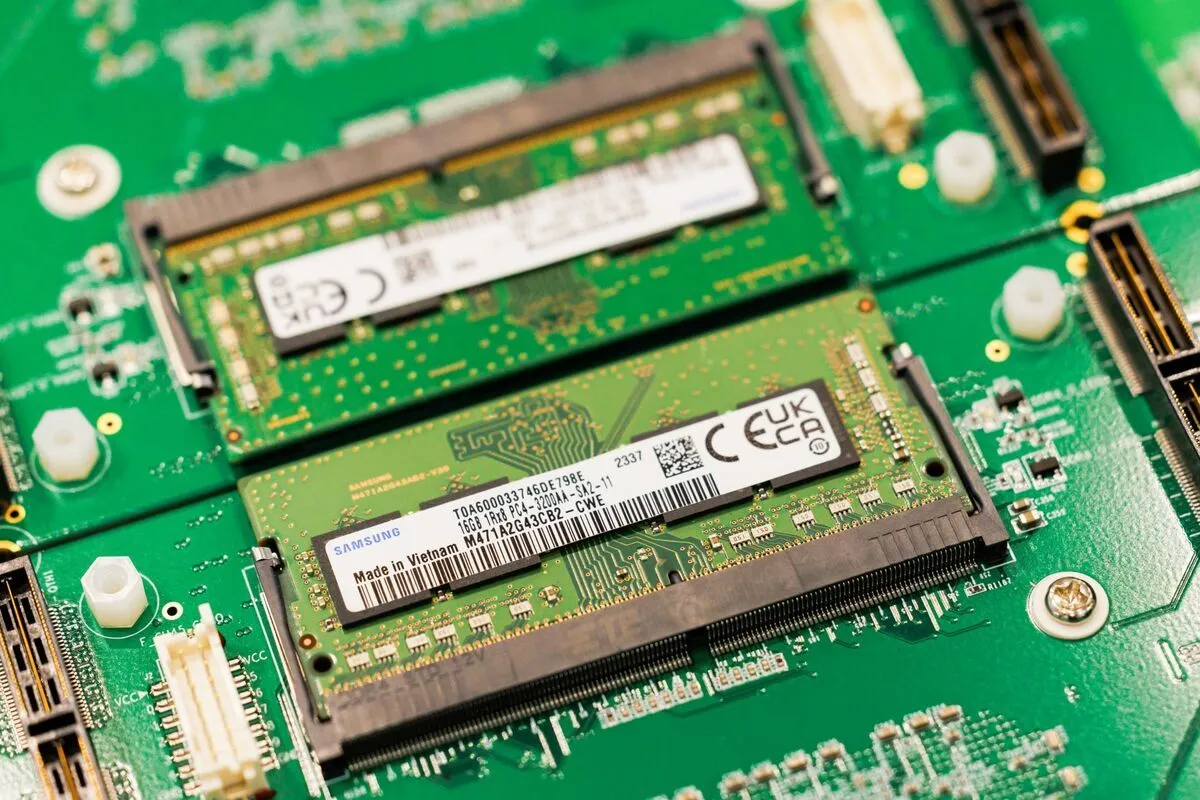 Samsung posted record third-quarter operating profit of about $80.5bn on AI chip demand, but shares fell as it gave no p
