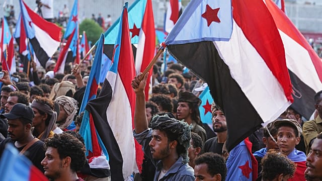 Yemen: 75 new recruits killed in Houthi missile strike laid to rest A mass funeral was held Wednesday for 75 new…