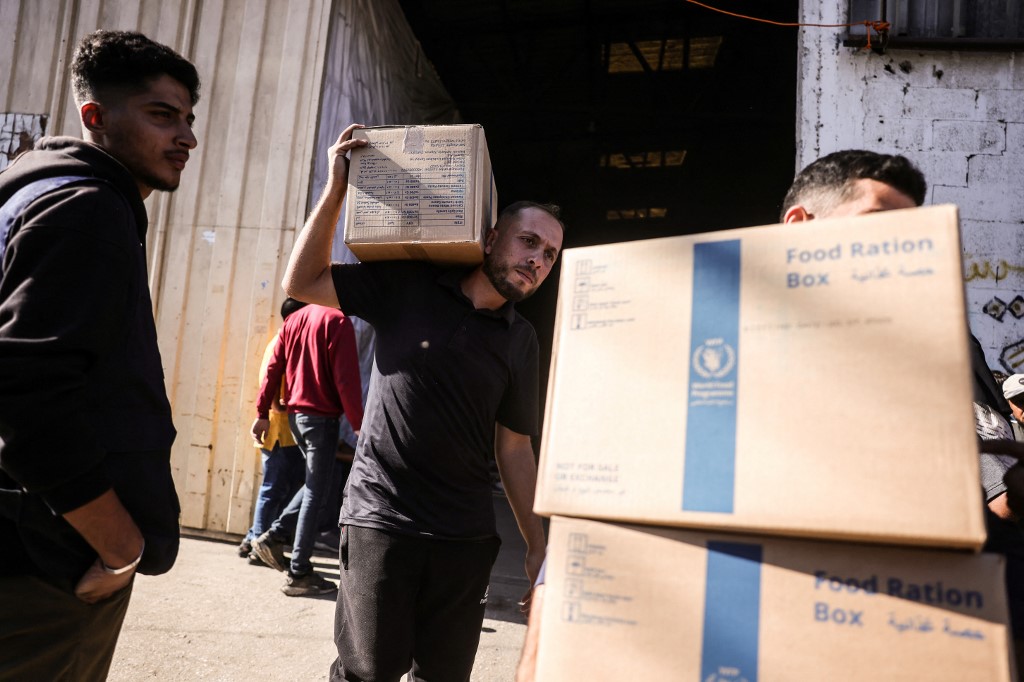 World Food Programme stops provision to half a million people in Gaza over lack of funding World Food Programme stops…