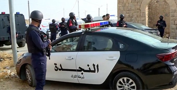 BREAKING: Seven killed in church shooting in southern Jordan: state TV An eyewitness told Al-Mamlaka that a vehicle…