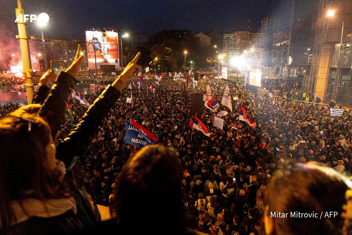 Tens of thousands of supporters of Serbia's opposition student movement rallied in central Belgrade on Thursday,…