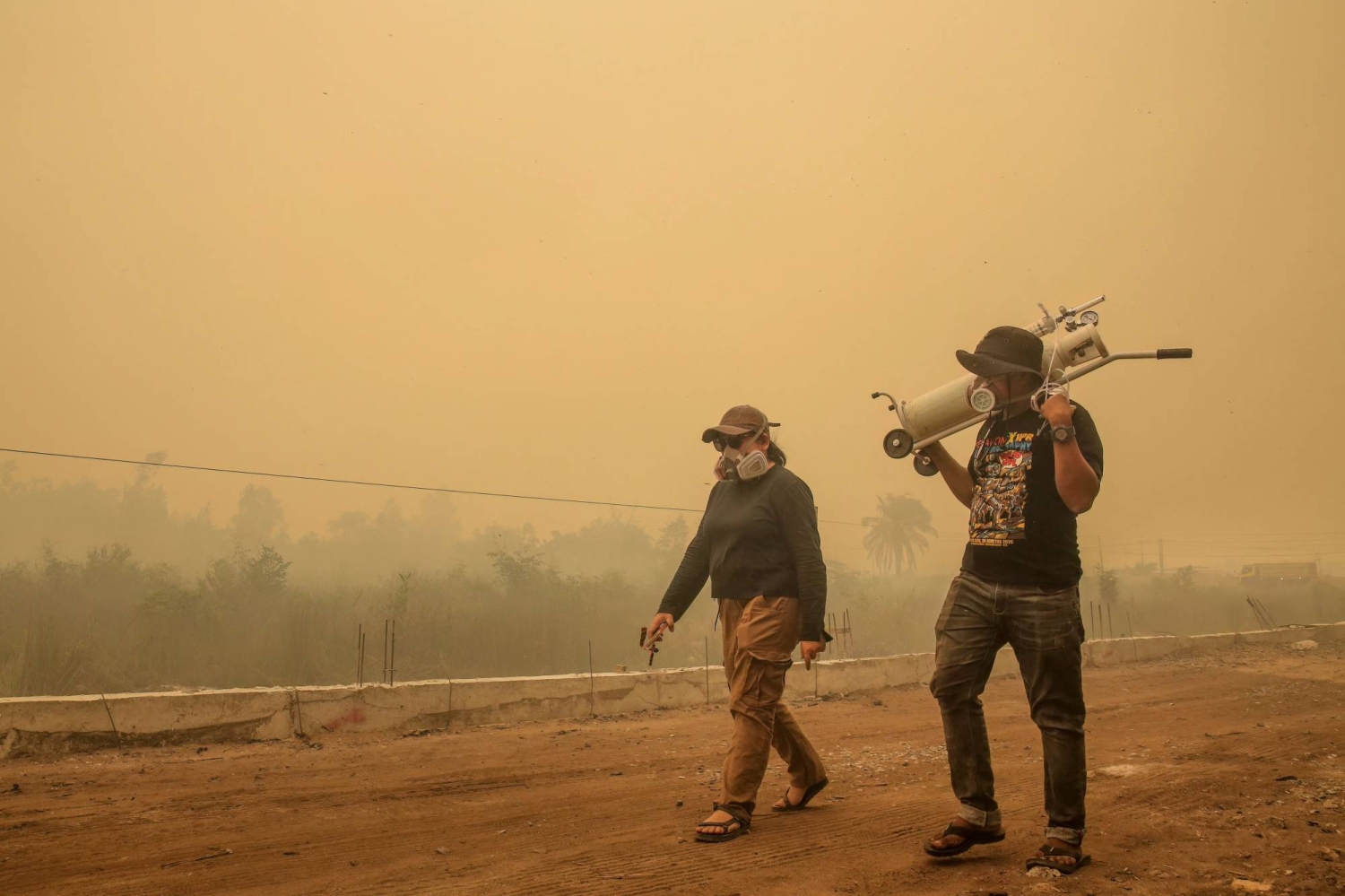 Borneo struggles to breathe as wildfires fill the air with toxic smog More than 300,000 people in seven provinces were…